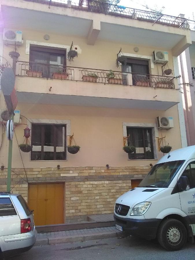 Vila Sula Guesthouse Драч Екстериор снимка